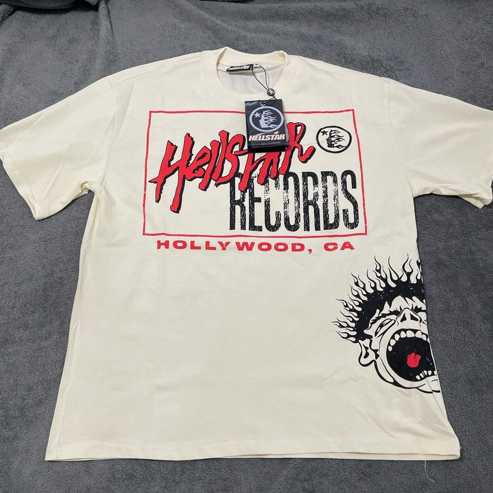 Hellstar T shirt size large